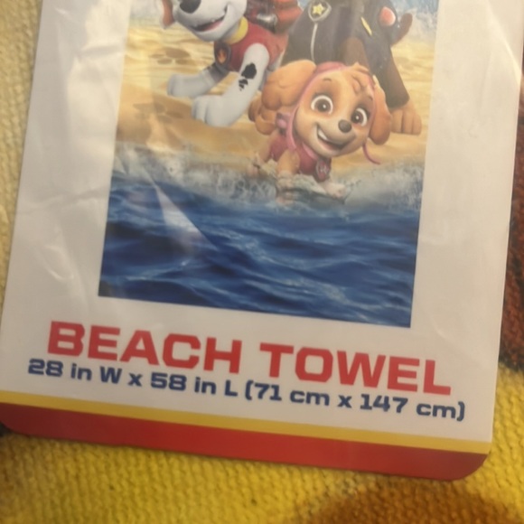 New Paw Patrol beach towel - Picture 2 of 4